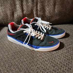 Nike Men's Black and Blue Sneakers with Red Accents